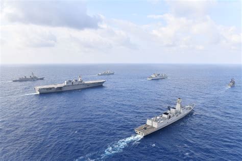 how many us ships are in the south china sea